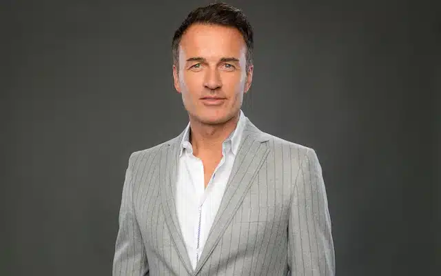 Julian McMahon Obituary: Who is Julian McMahon? How he died? All You Need to Know 1 Julian McMahon Obituary